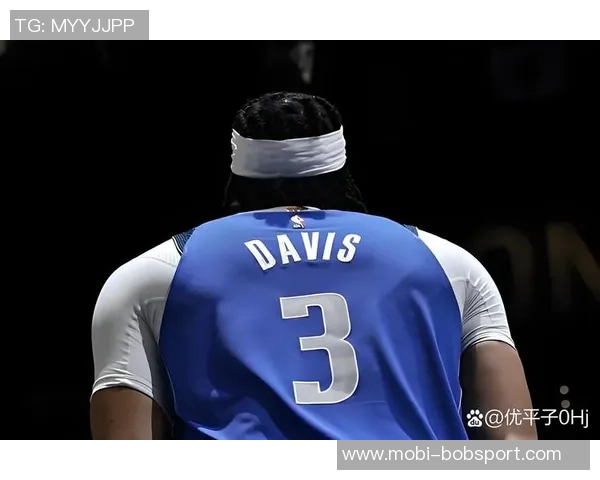 浓眉背靠背砍下30创独行侠生涯新高表现引发热议